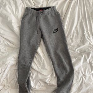 Gray Woman’s Nike Sweatpants